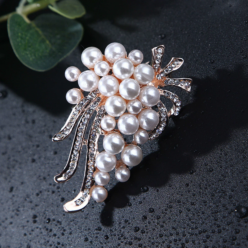 Women Flower Large Brooches Lady Rhinestone Pearl Corsage Brooch Girl Trendy Luxury Jewelry Best Gift Pins Jewelry Accessories